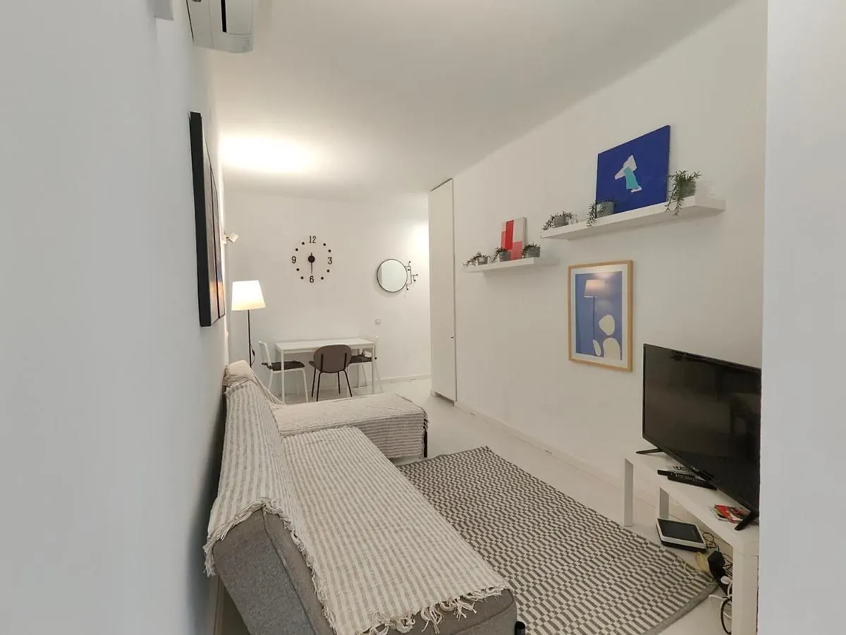 Family Apartment Close To Parc Gueell Barcelona 0*,  Spain