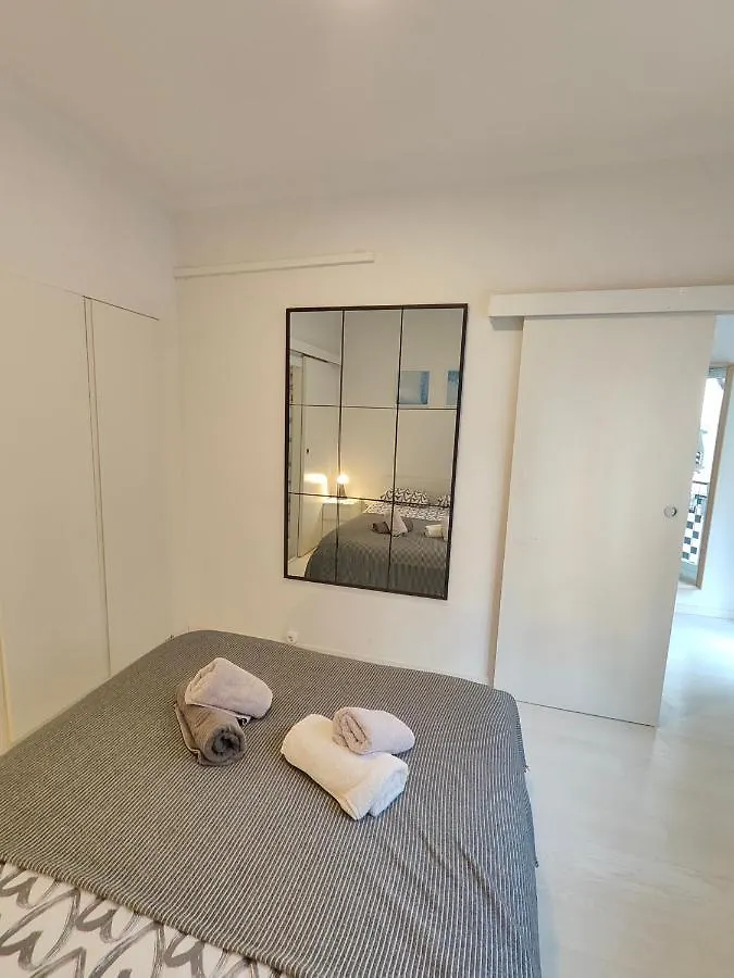 Family Apartment Close To Parc Gueell Barcelona